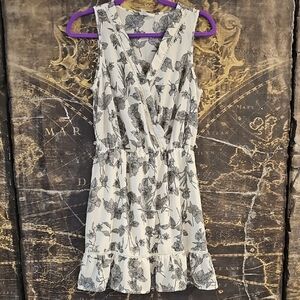 Sienna Sky Cream V-Neck Sleeveless Midi Sundress